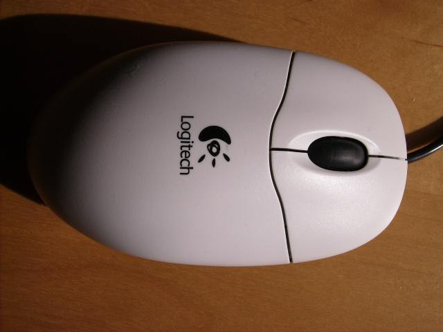 Klikni pro plné zobrazení obrázku

Jméno: Logitech_PS2a.jpg
Počet zobrazení: 65
Velikost: 36,3 KB
ID: 160864