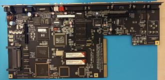 Dokončená základní deska ReAmigy 1200